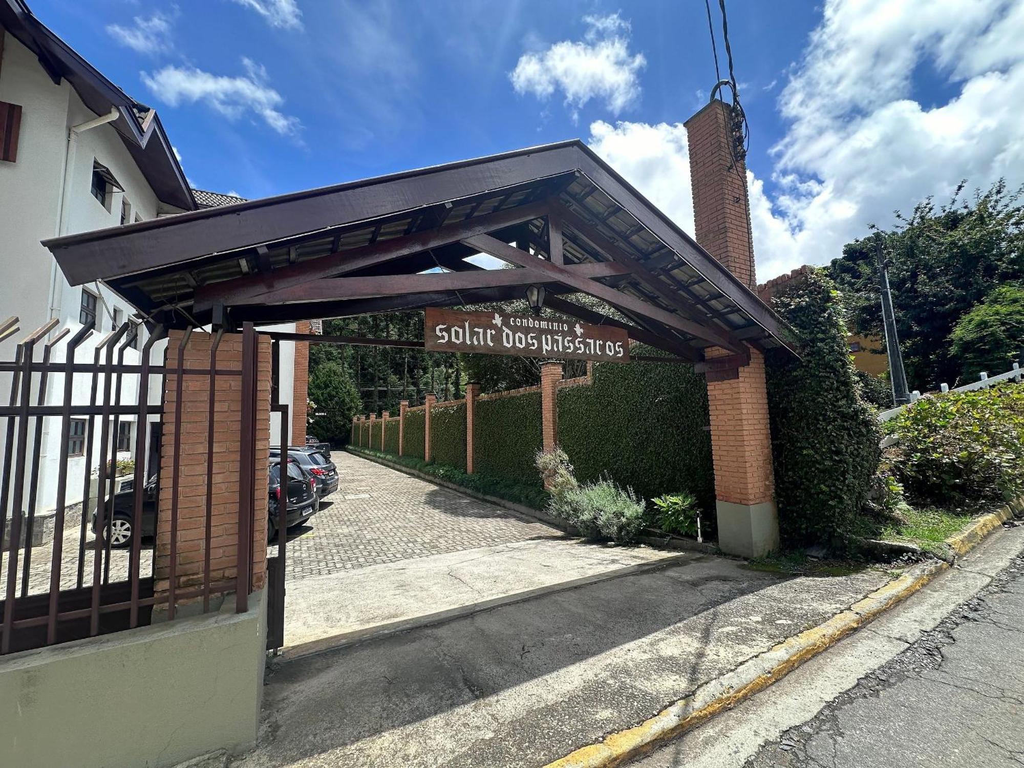 Apartamento No Centrinho Para A Familia Campos do Jordão Екстериор снимка